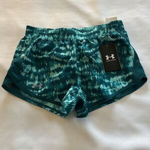 Under Armour Running Shorts Girls Medium Lined Youth Green